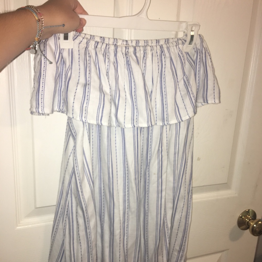 ☆ Flowy off the shoulder Target dress ☆